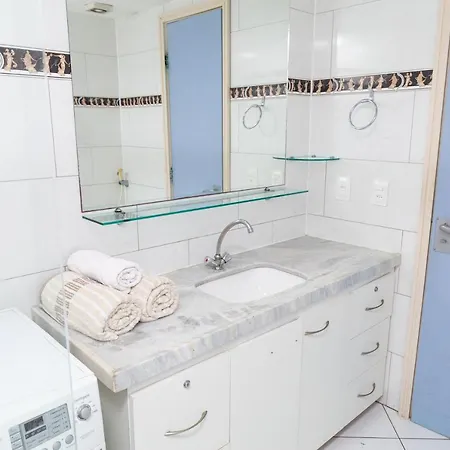 Incrivel Vista Mar • Quarto Em Pagando Menos